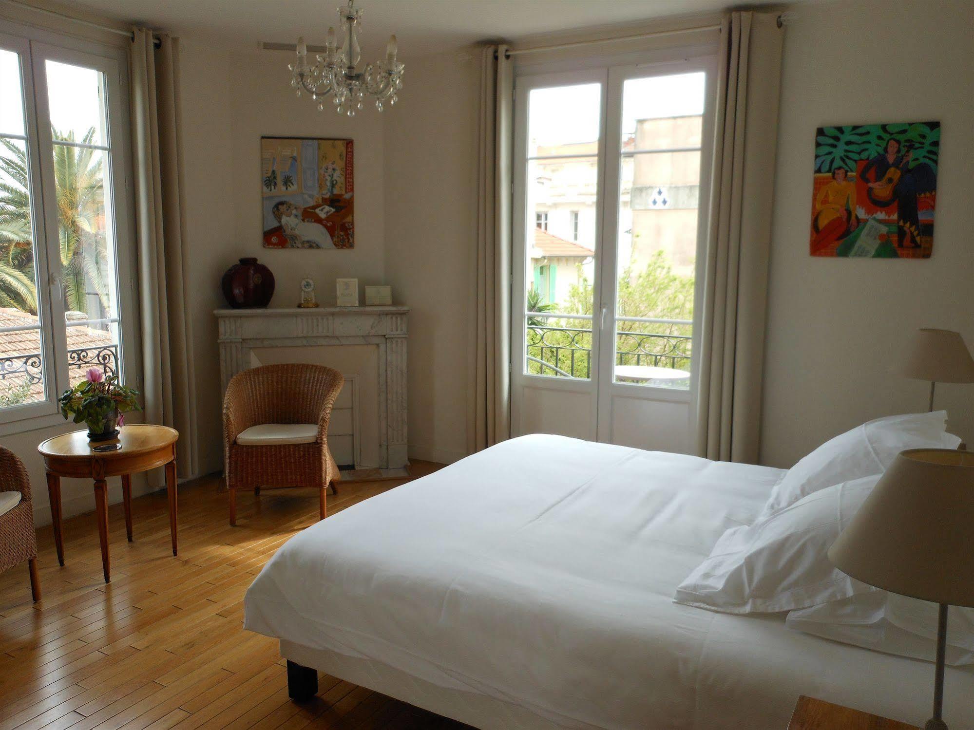 Hotel Villa Les Cygnes Nice Dış mekan fotoğraf